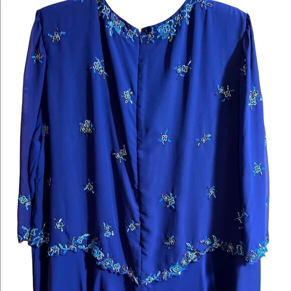 SCALA Dress  - Picture 4 of 11